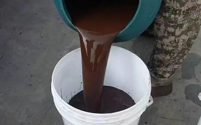 Two ways to use asphalt emulsifier